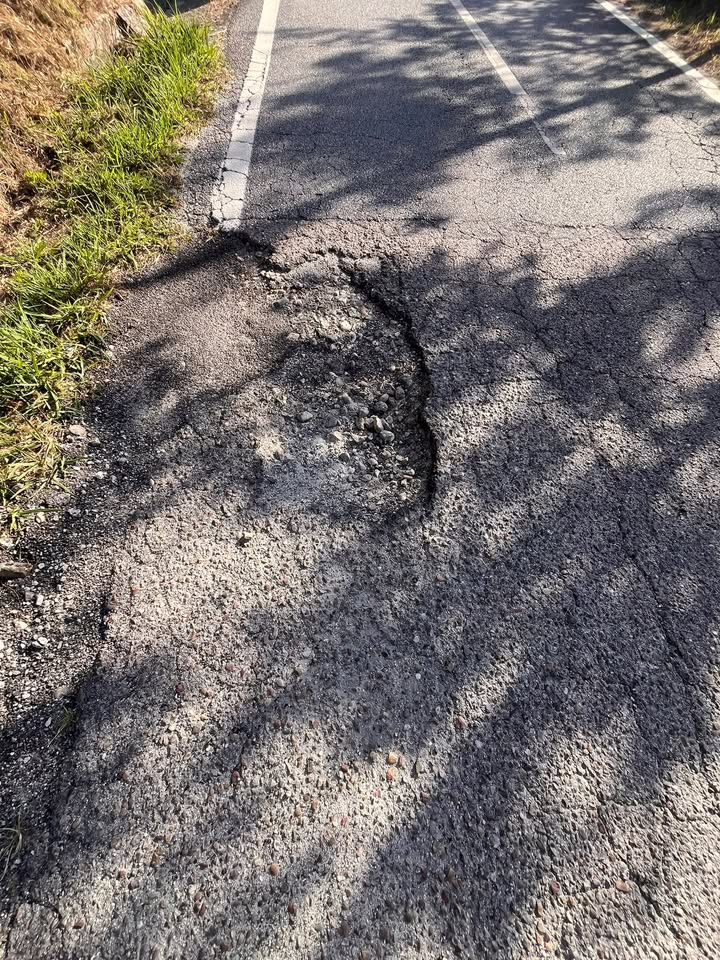 Estrada de acesso à povoação de Lameiras, foto captada hoje